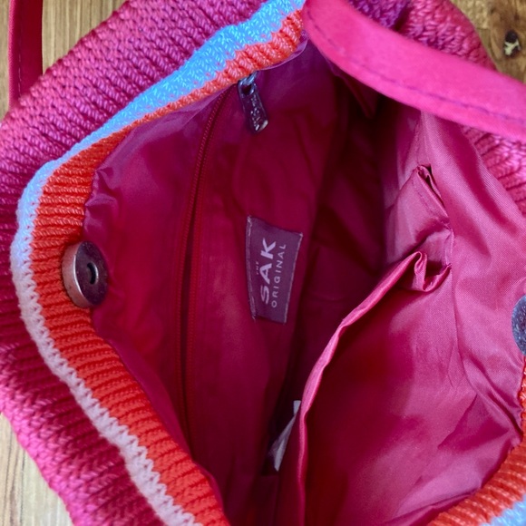 The Sak Tulip Bag/Purse in Caribbean Stripe Red. - Picture 8 of 8